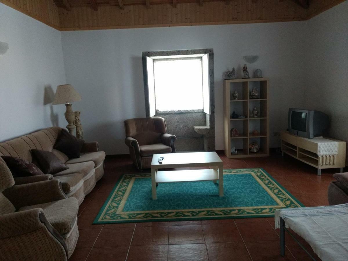Casa Do Campo Do Forno Hotel Amorosa Ngoại thất bức ảnh