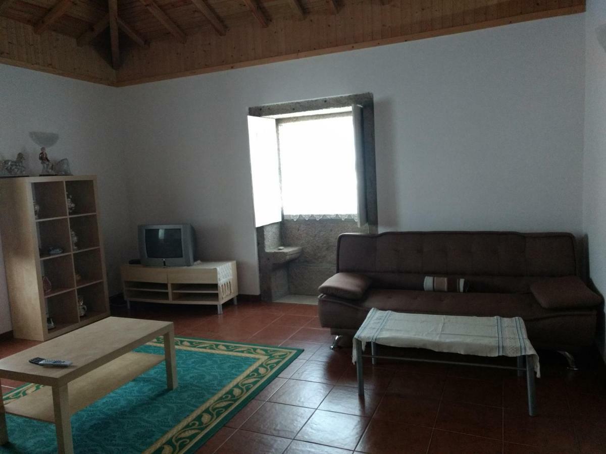 Casa Do Campo Do Forno Hotel Amorosa Ngoại thất bức ảnh